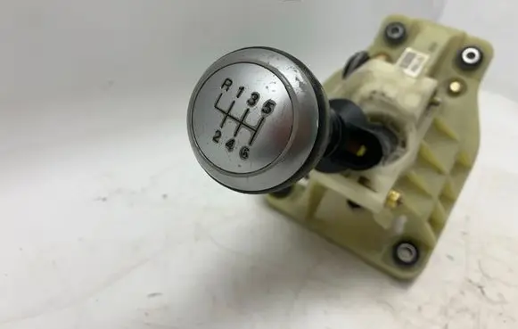 Hyundai Tucson JM Gear shifter/selector DWM2E0112
