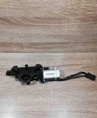 BMW 5 E60 E61 Tailgate/trunk/boot lift motor 712993102 489051060