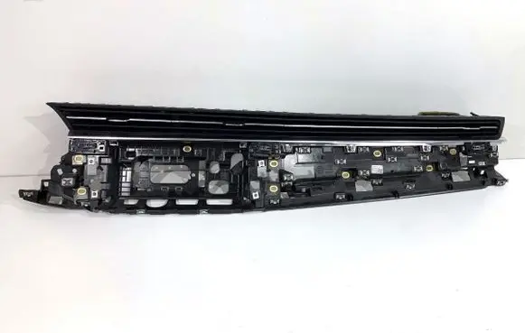 Audi Q8 Dashboard side air vent grill/cover trim 4M8820902