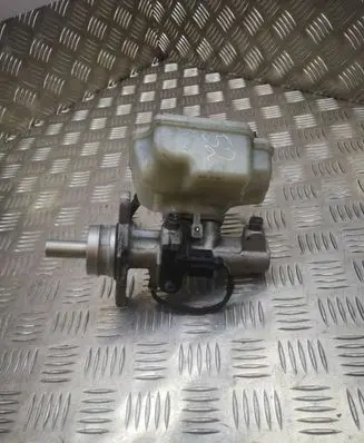 Volkswagen Touran I Master brake cylinder 0204Y24052