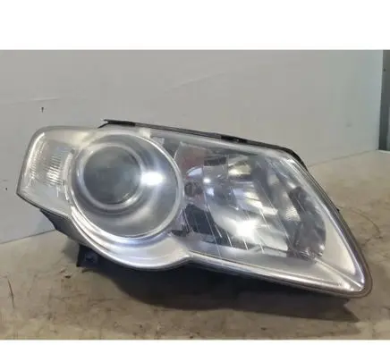 Volkswagen PASSAT B6 Headlight/headlamp 