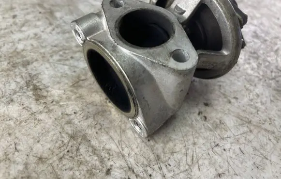 Mitsubishi Pajero Sport I EGR valve