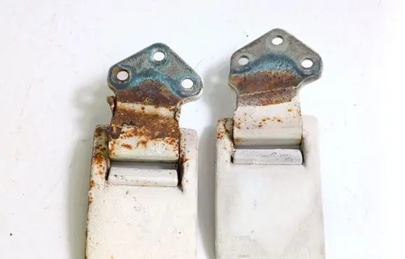Volkswagen Transporter - Caravelle T5 Loading door hinge set 7H0827153 7H0827151