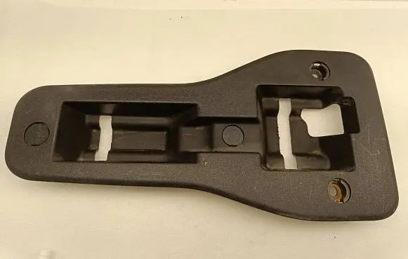 Chrysler Pacifica Other rear door trim element 6CT86TRMAA