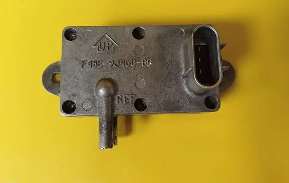 Ford Mondeo MK II Air pressure sensor F48E9J460BB