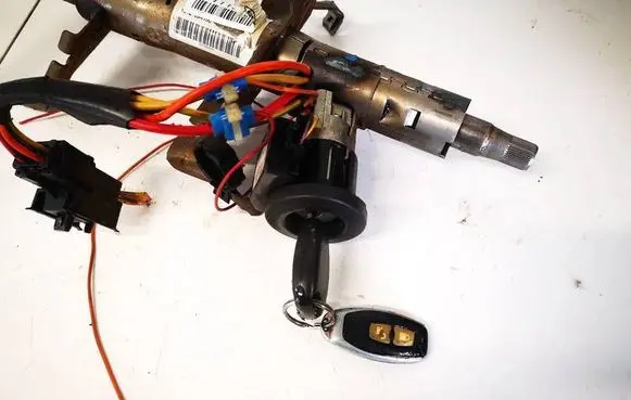 Dacia Sandero Ignition lock 8200826300