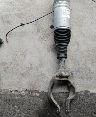 Land Rover Range Rover Sport L494 Air suspension front shock absorber 22293604 DPLA3C265BF