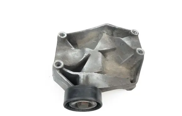 Opel Vectra C A/C compressor mount bracket 55187675