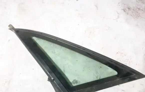 Audi 100 S4 C4 Rear side window