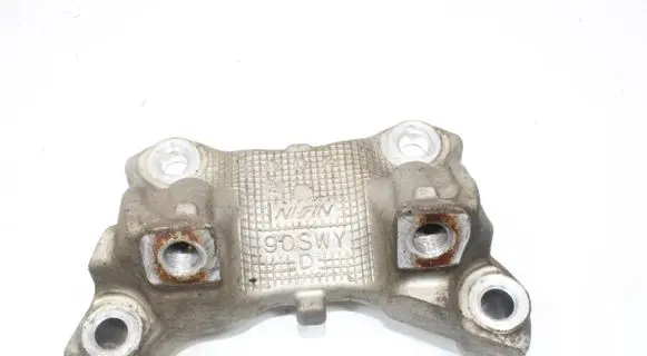Honda CR-V Gearbox mounting bracket