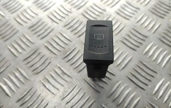 Volkswagen PASSAT B5 Windscreen/window heater switch 3B0959621B