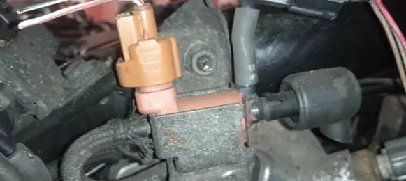 Toyota Avensis Verso Turbo solenoid valve