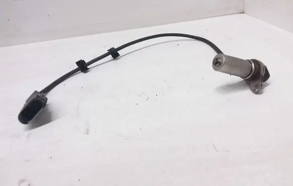 Volkswagen Golf IV Crankshaft position sensor 038907319A