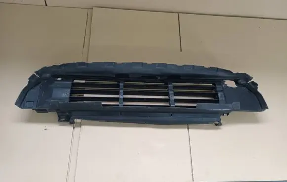 Volvo XC40 Intercooler air guide/duct channel 31455422
