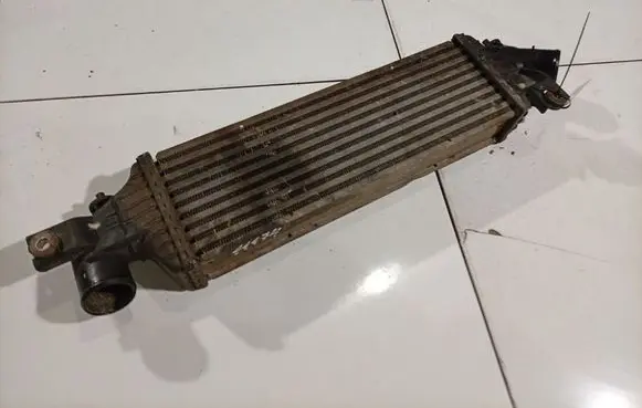 Nissan Primera Intercooler radiator 