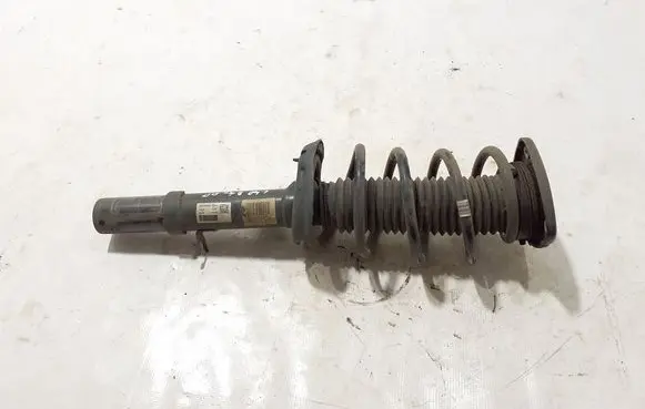 Volvo C40 Front shock absorber/damper 32370243