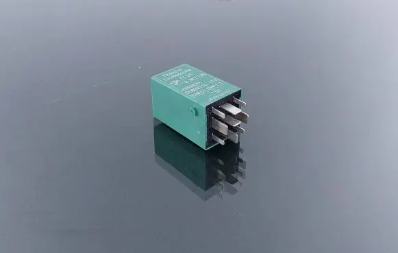 BMW 7 E38 Other relay 55892110 8383185 61358383185