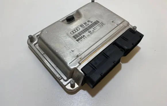 Audi A4 S4 B6 8E 8H Engine control unit/module 8E0907401 0281010492