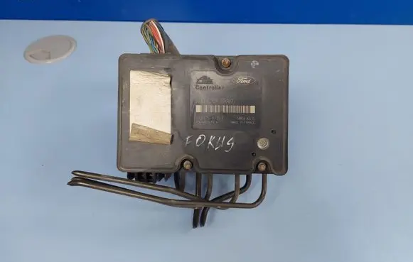Ford Focus ABS Pump 10092501153 2M512M110EC 1002040377