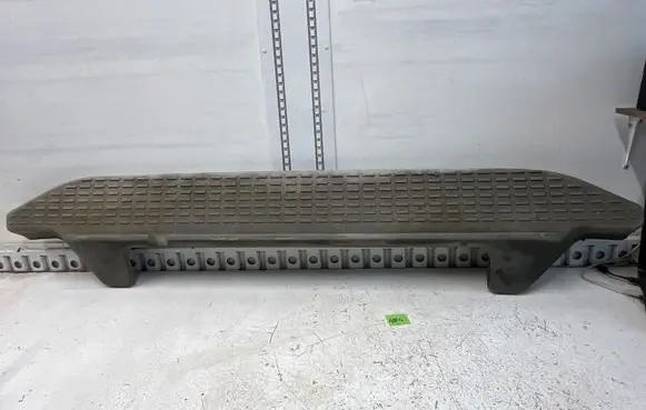 Iveco Daily 3rd gen Rear sill (body part) 57965