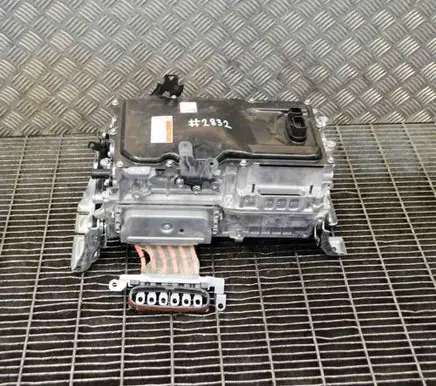 Toyota RAV 4 (XA50) Voltage converter inverter 2321001901 G92A042060
