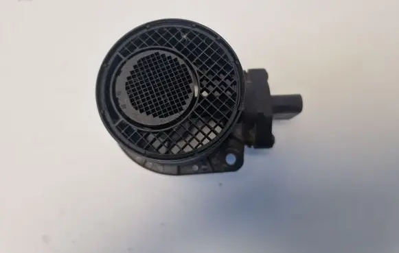 Audi A4 S4 B5 8D Mass air flow meter 0281002461