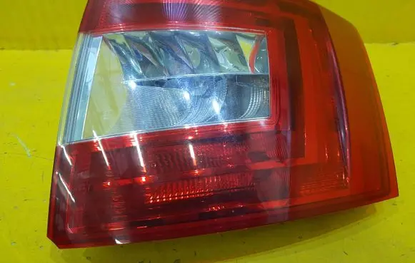 Skoda Octavia Mk3 (5E) Rear/tail lights