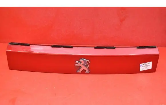 Peugeot 2008 I Number plate light 9828080180