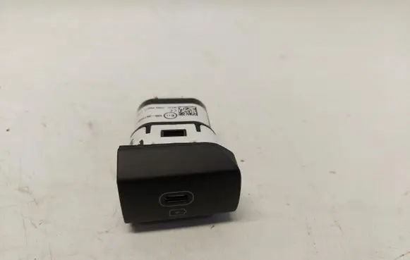 KIA Picanto Electric car charge socket 96125J7800JLK01
