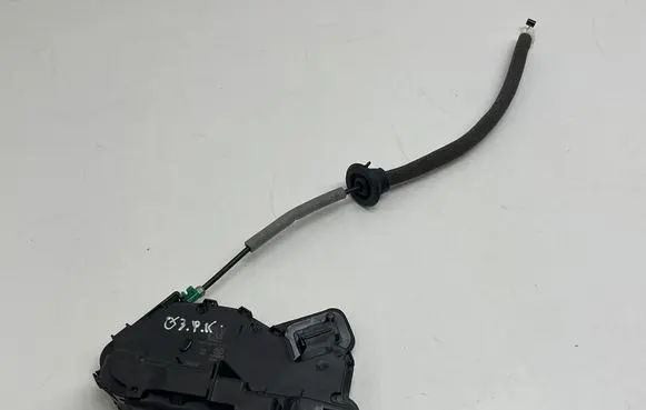 Audi Q3 F3 Front door lock 5TB837015C