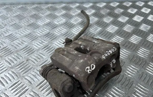 KIA Carens II Rear brake caliper