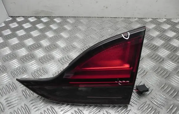 Opel Zafira B Rear/tail lights 13288831