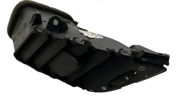 Ford Fiesta Dashboard side air vent grill/cover trim 6775000