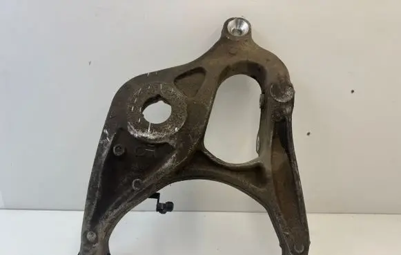 Mercedes-Benz GLE (W166 - C292) Rear upper control arm/wishbone A16605
