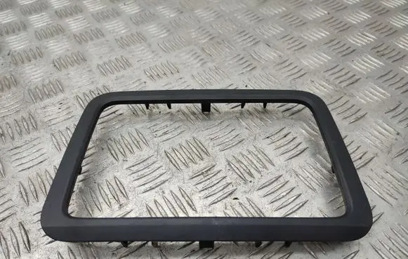 Skoda Fabia Mk2 (5J) Radio/GPS head unit trim 5J0858069A