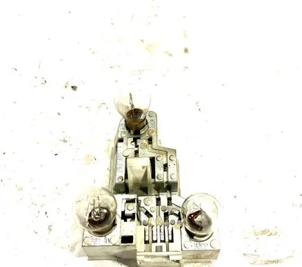 BMW 3 E46 Tail light bulb cover holder 8368762