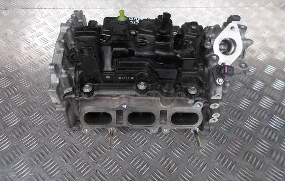 Nissan Qashqai J12 Engine head WOSPR