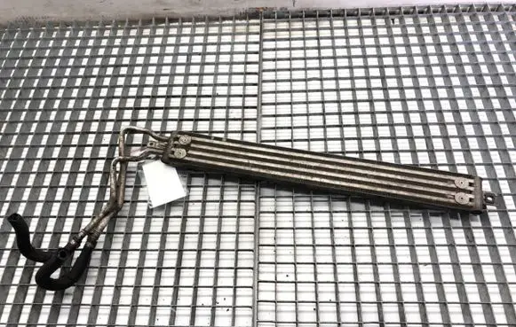 Audi A8 S8 D4 4H Engine oil radiator 4H0422885D