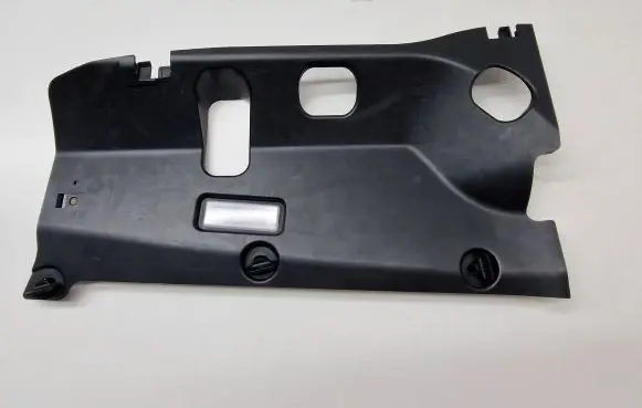 Dashboard lower bottom trim panel