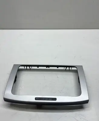 Volkswagen PASSAT B6 Radio/GPS head unit trim 3C0858069M