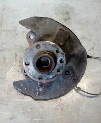 Volkswagen Multivan T5 Front wheel hub spindle knuckle