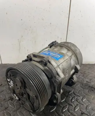 Volkswagen Golf IV Air conditioning (A/C) compressor (pump) 1J0820803K 0726908424