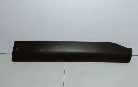 Toyota Corolla Cross Front door trim (molding) 75731-16820 LD144 75073-16010
