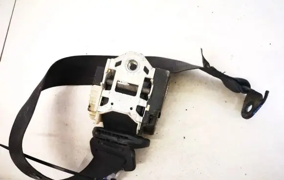 Opel Astra G Rear seatbelt 09153491