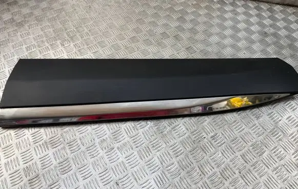 Peugeot 3008 II Front door trim (molding) 9811404277