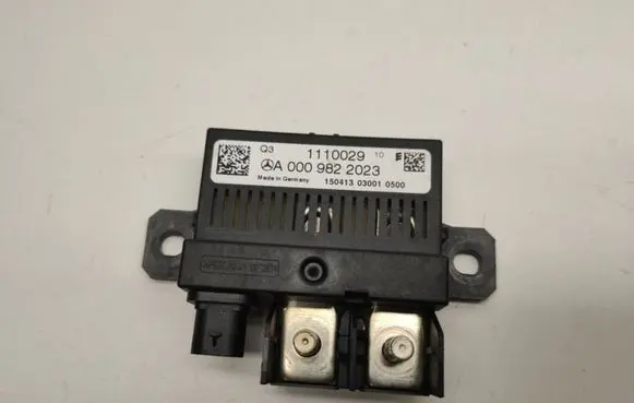 Mercedes-Benz S W221 Other relay A0009822023