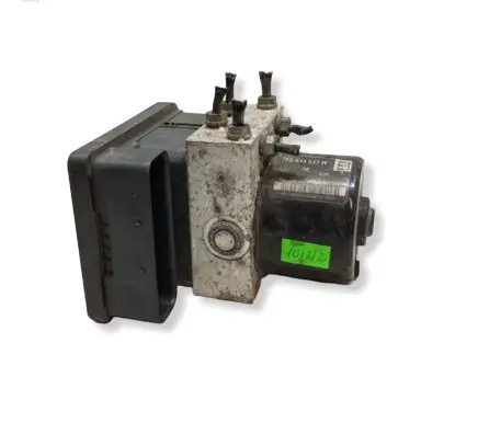 Volkswagen Golf V ABS Pump 1K0907379K 10096003483 00005305D1