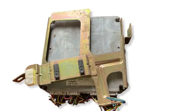 Nissan Almera Tino Engine control unit/module 23710AU605