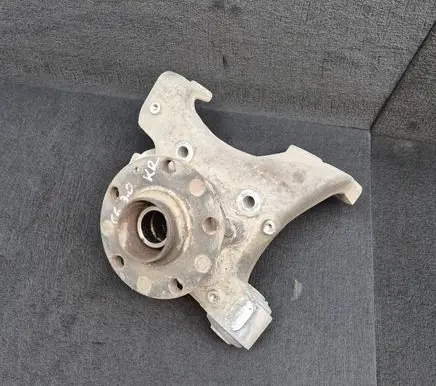 Audi A6 S6 C6 4F Rear wheel hub 4F0505433G 4F0505433F
