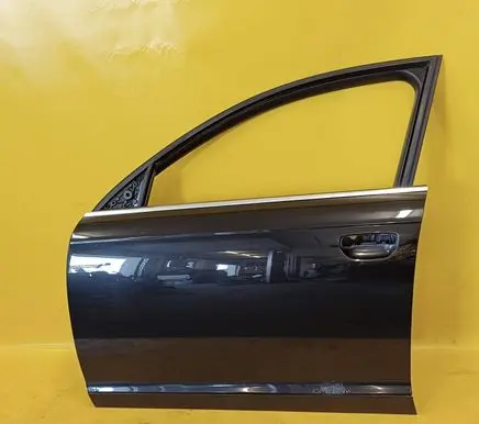 Audi A6 S6 C6 4F Front door